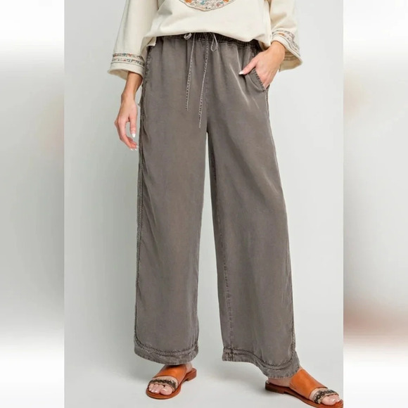 New Easel Mineral Washed Soft Twill Wide Leg Pants - Picture 2 of 5